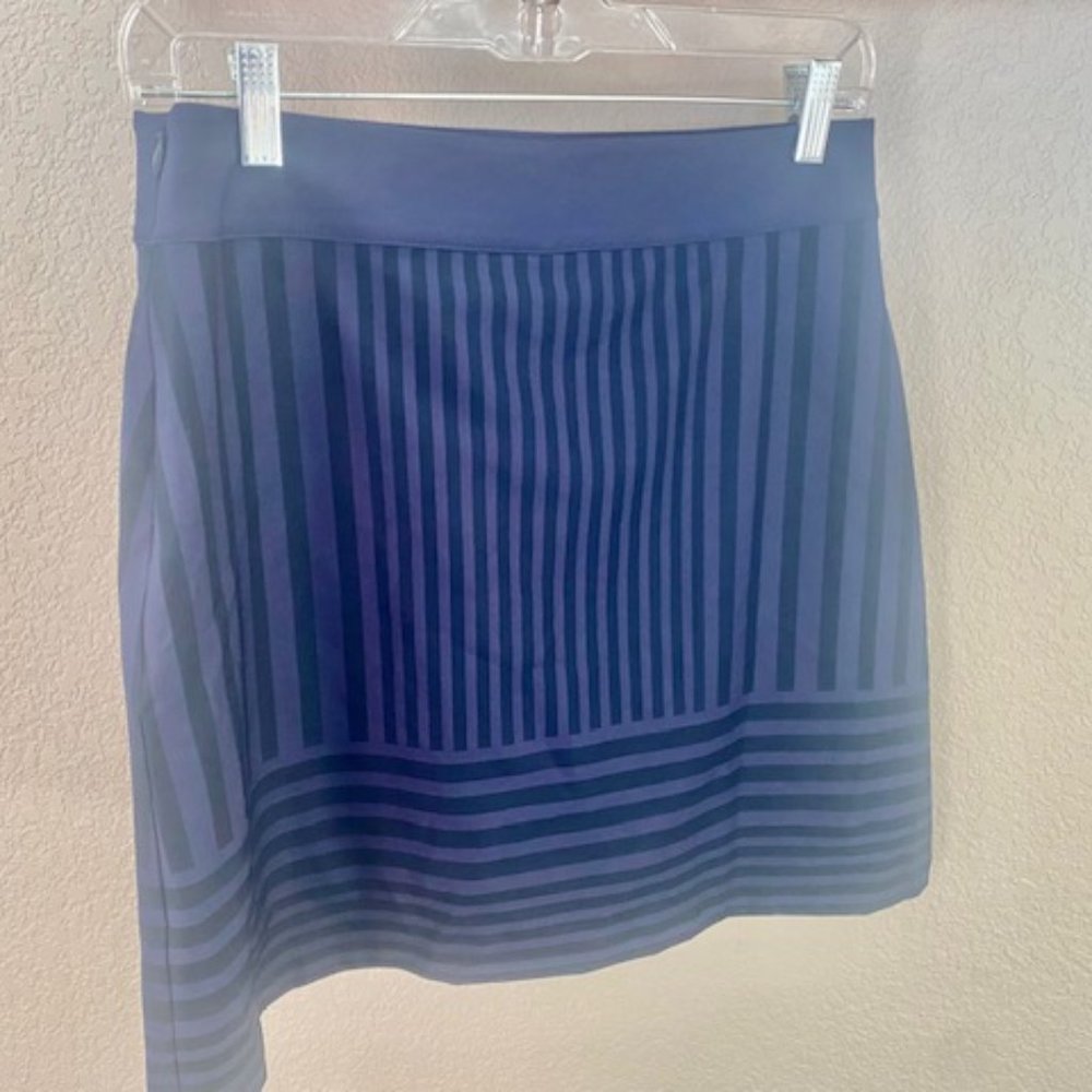 Maggie Lane Golf Skort Size 4 Never worn